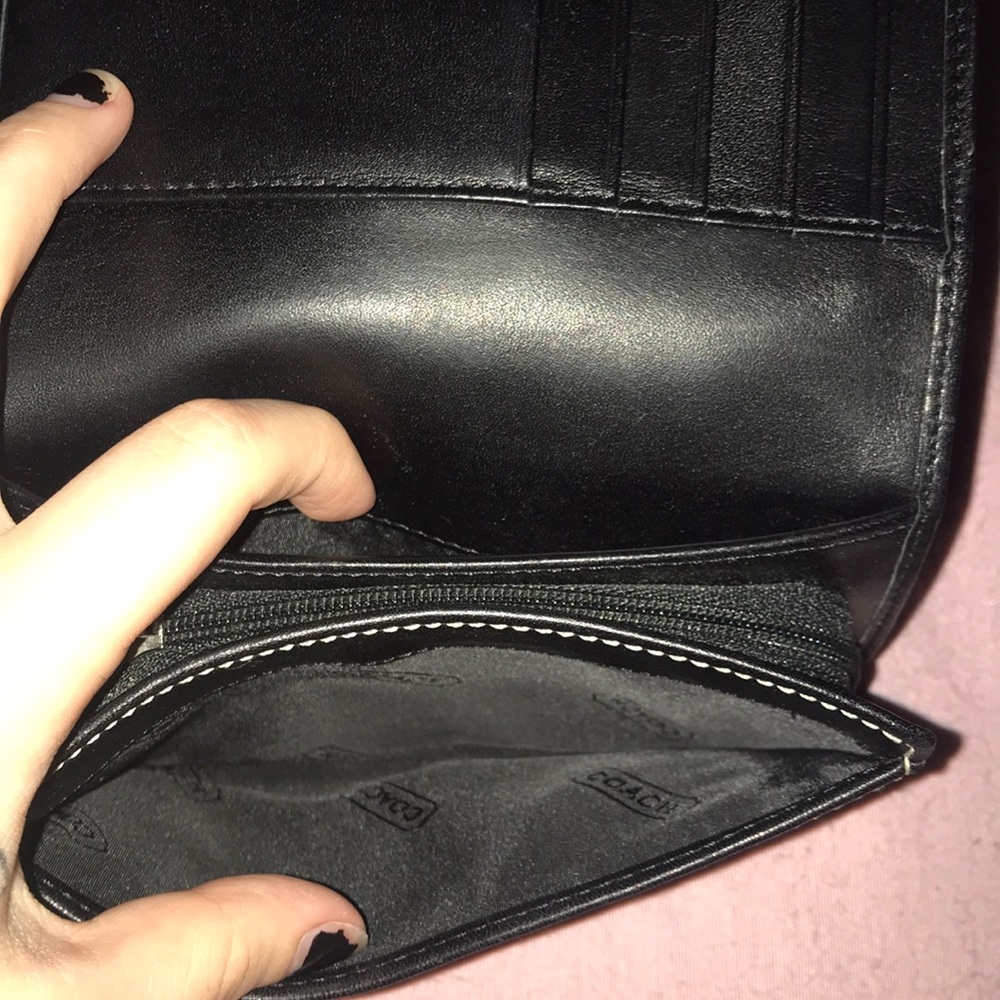 NWOT Coach Black Signature Buckle Wallet - Picture 4 of 8